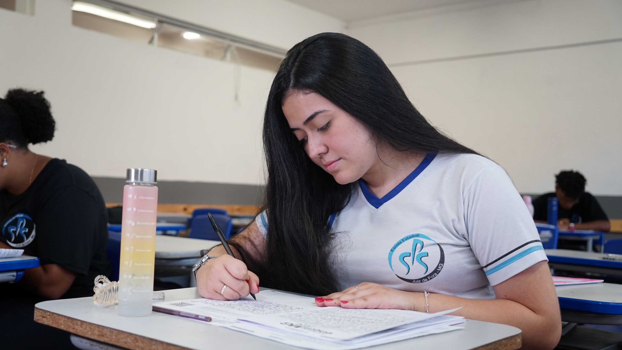 Governo de Minas inicia Maratona Enem nesta segunda-feira (1/6) com aulas gratuitas para estudantes da rede estadual